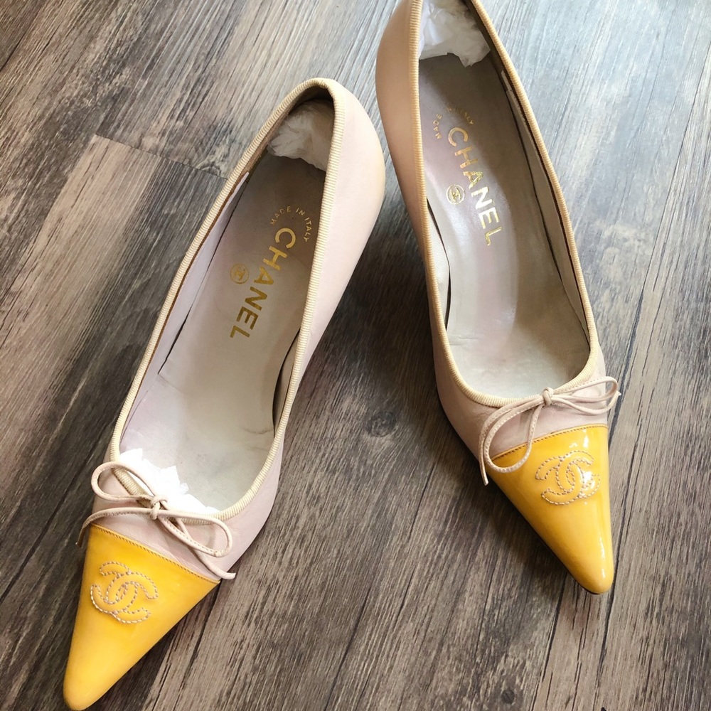 Authentic Chanel Pumps